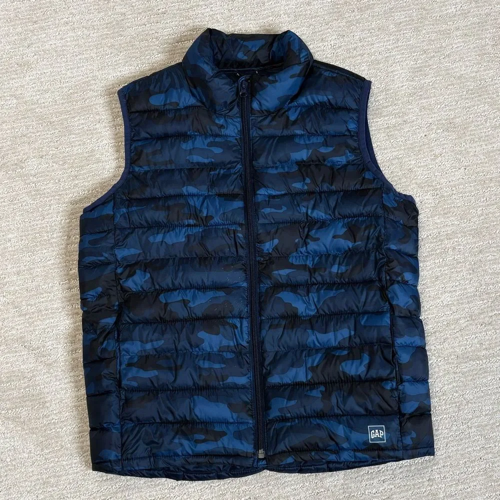 GAP Kids Ligthweight Puffer Zip Vest Boys or Girls Size XL Blue Black Camo Print
